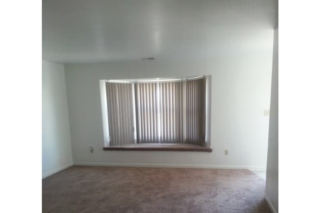 Photo - 6073 Delaware Dr