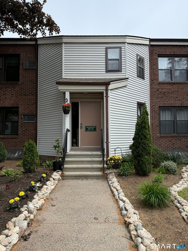 Photo - 71 Wellington Dr Unit 71