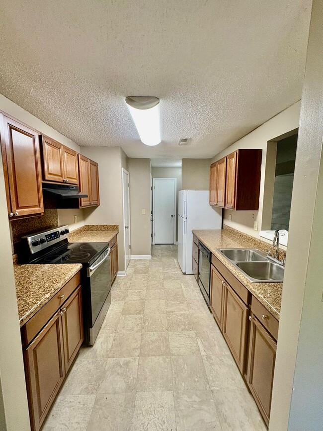 Photo - 1195 Village Creek Ln Unit Apt 1