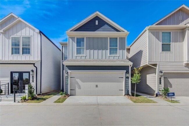 Building Photo - 1709 Summerlyn Ter Dr