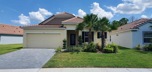 Building Photo - 1151 Oak Bluff Dr