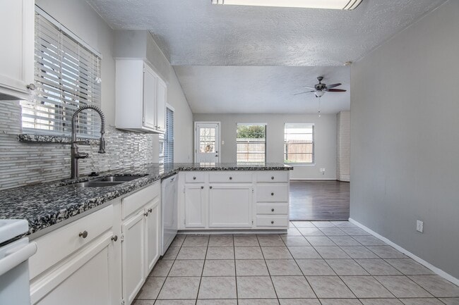 Photo - 16210 Cypress Point Dr