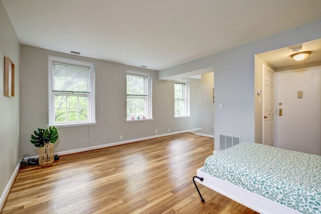 Photo - 3420 38th St NW Unit D-418