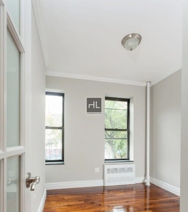 Photo - LEXINGTON AVE. Unit 4