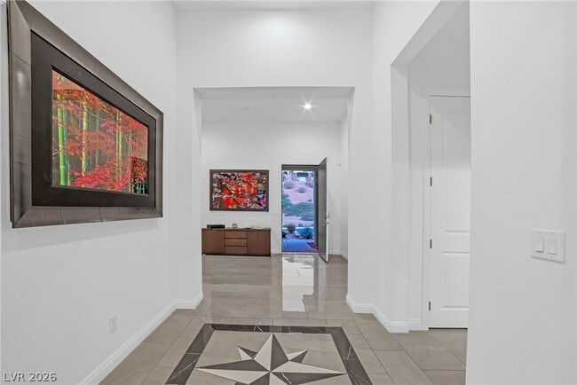 Photo - 9 Porto Malaga St