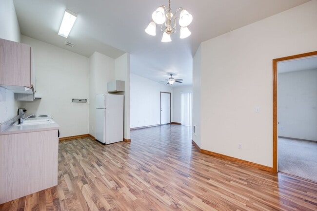 Photo - Your Perfect Home Near WSU – Spacious 3-Be...