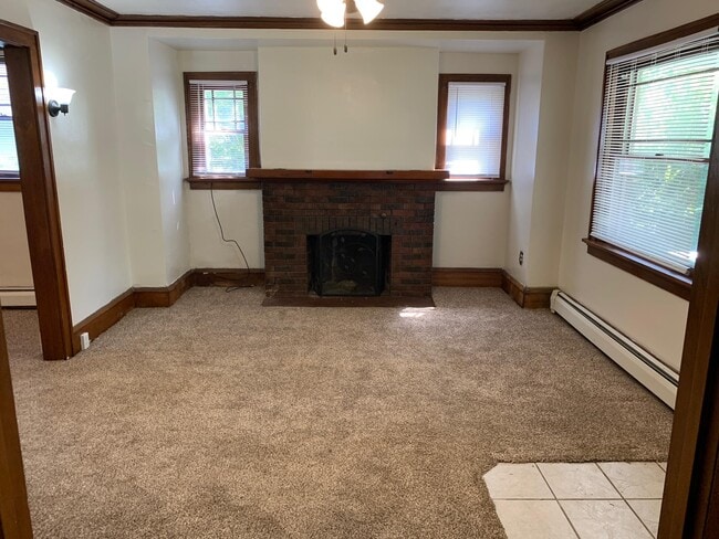 Photo - 1414 8th Ave SE