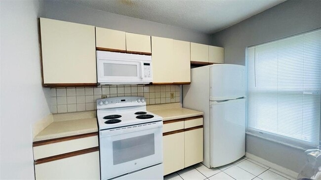 Photo - 1613 Little River Dr Unit 7