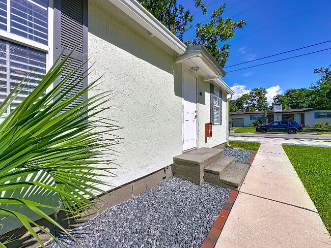 209 Flagler Blvd Unit F