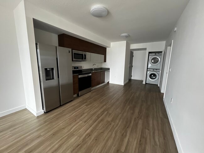 Building Photo - 501 N Miami Ave Unit A1 Rental