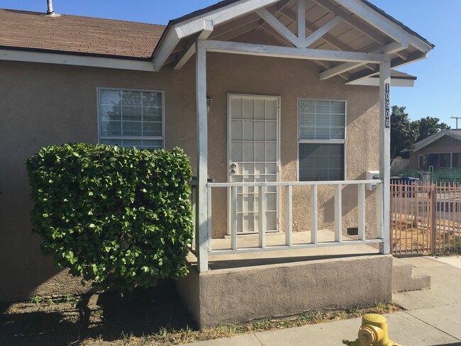 Front Facing - 10906 Ramona Blvd Apartments Unit 10906