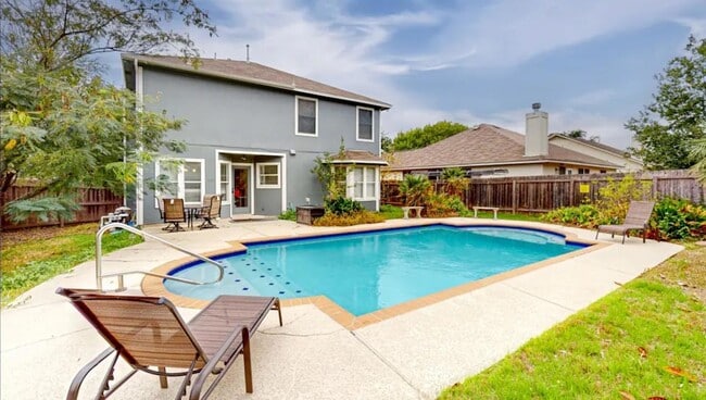 Photo - 200 Ashford Park Blvd