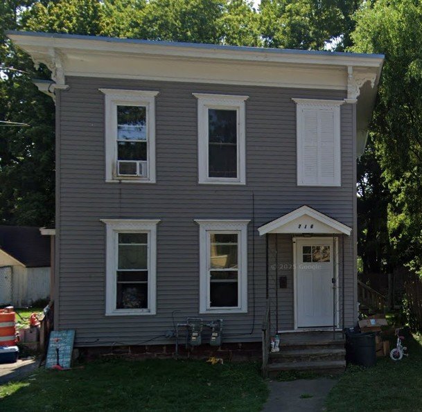 Building Photo - 214 S 3rd St Unit 2