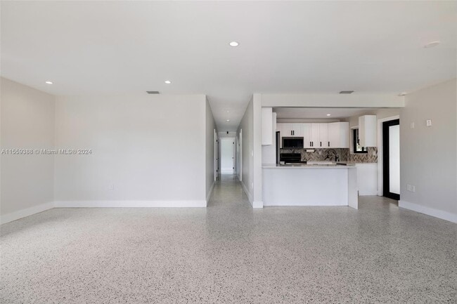 Photo - 2539 SW 20th St