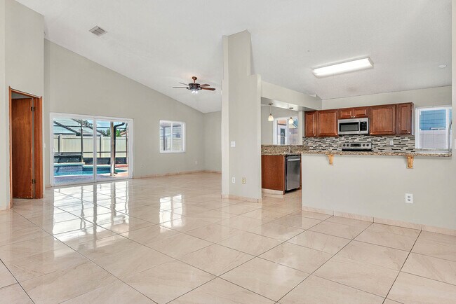 Photo - 2505 Kingston Ct