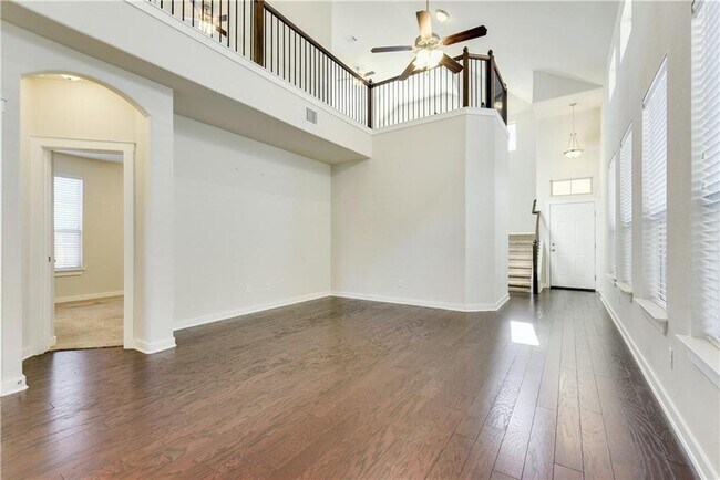 Photo - 3920 Kenter Crossing