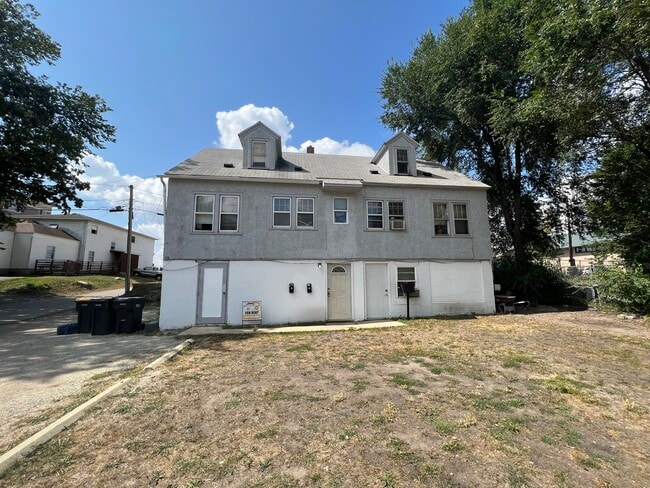Photo - 315 5th St SE Unidad 2