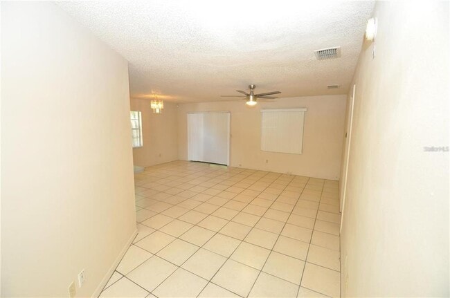 Photo - 1740 Terry Cir NE