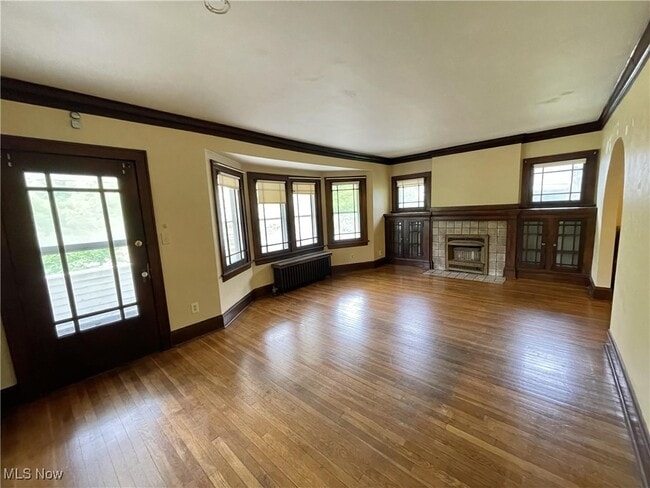 Photo - 179 Burton Ave