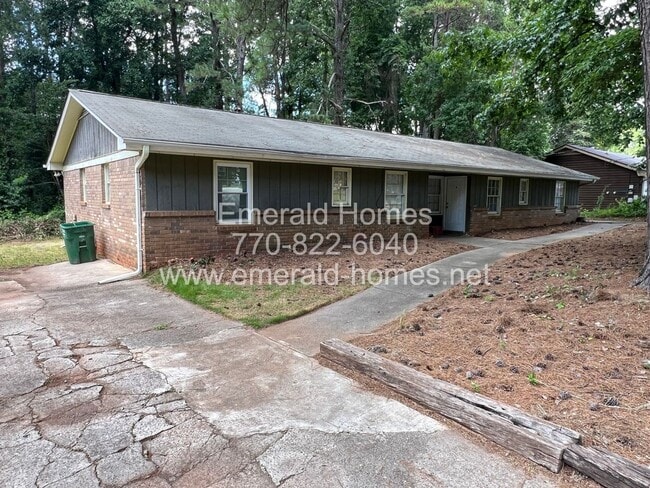 Building Photo - 5333 Bishops Cir Unit 5333 - A Bishops Circle