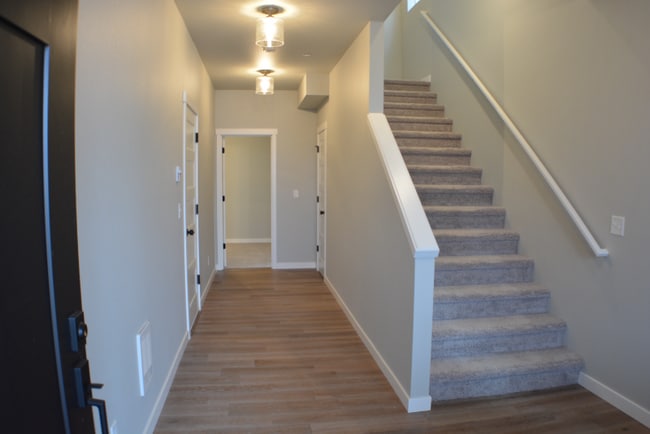 8732 68th Pl NE