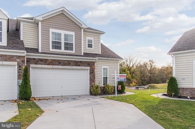 Photo - 20248 Huntington Ct House