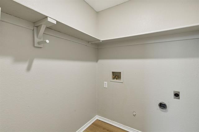 Photo - 6721 Driffield Cir E