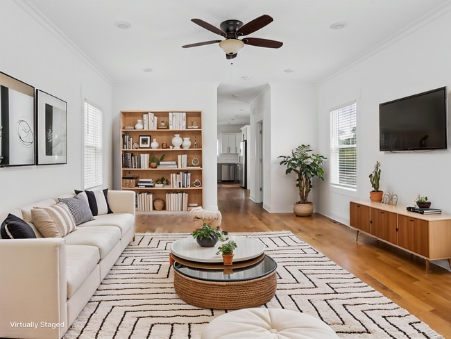 Building Photo - 7 Railroad St