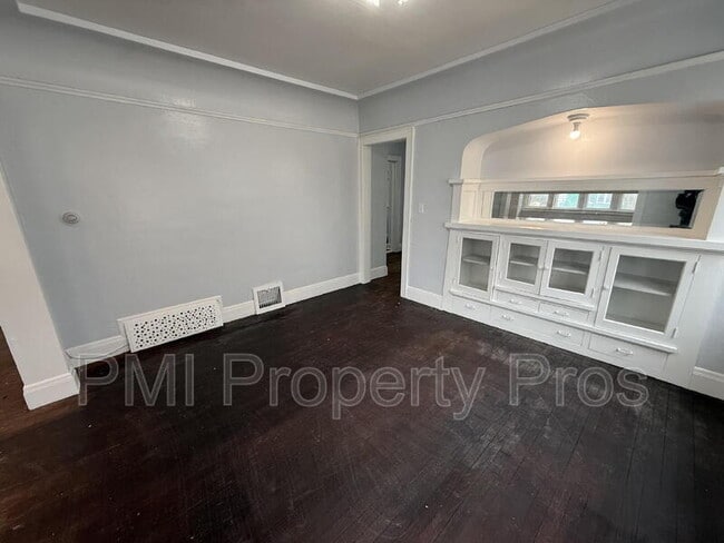 Building Photo - 4028 N 13th St