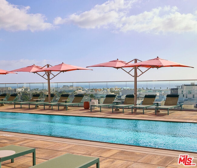 Photo - 700 Broadway Unit PH 815