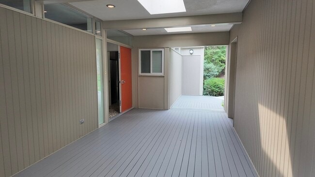 Photo - 14 Overlook Dr