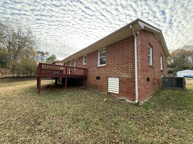 Photo - 3 Bedroom/1 Bath home for rent