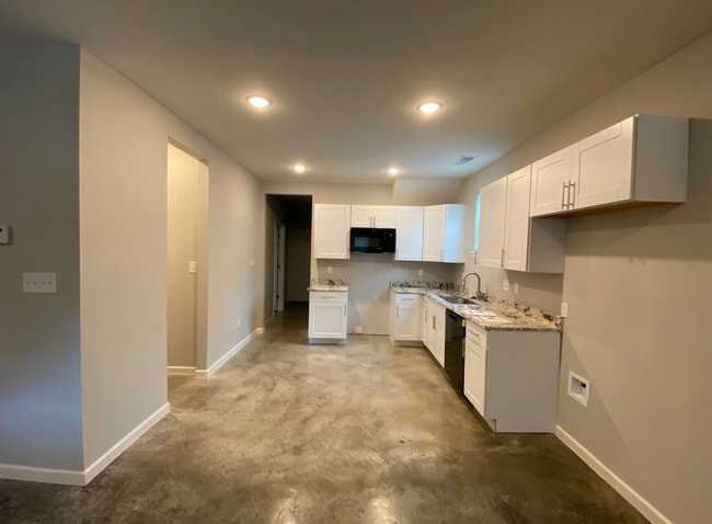 Photo - 903 Orphanage Ave