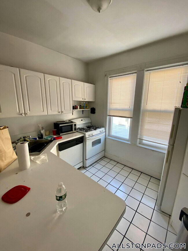 Photo - 530 Cambridge St Unit 3