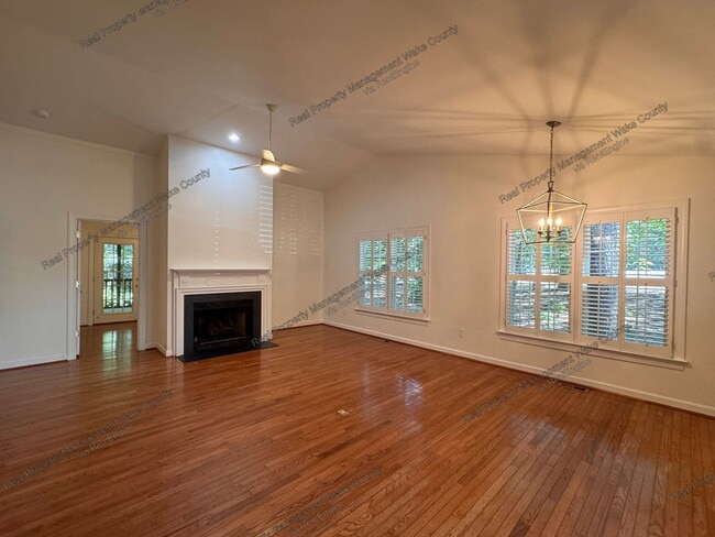 100 Halsmer Ct