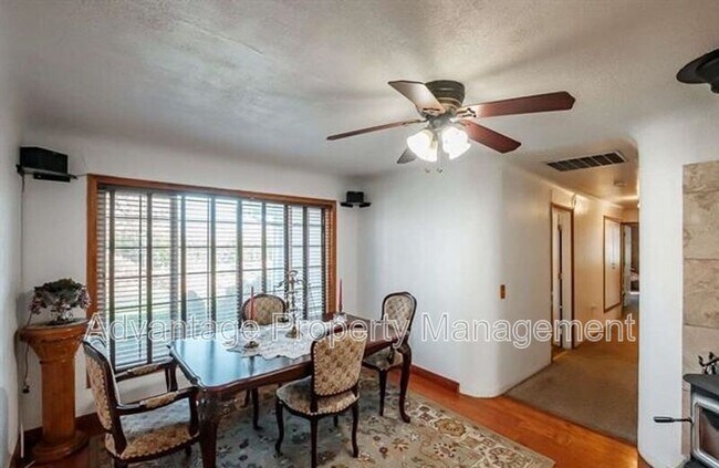 Photo - 2148 Main St