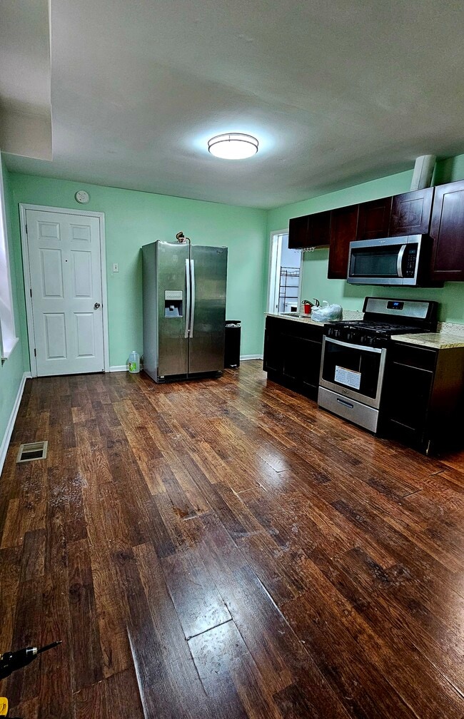 Photo - 3721 S Honore St Unit 1R