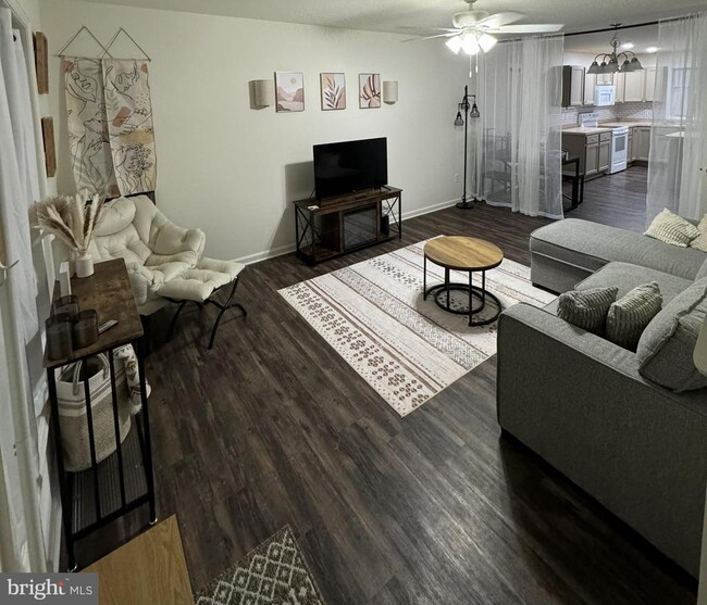 Photo - 45 Meadow Wood Ln
