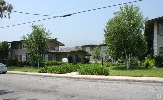 Park Place Apartments - Park Place Apartments