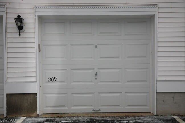Building Photo - 209 Alexandria Way Rental