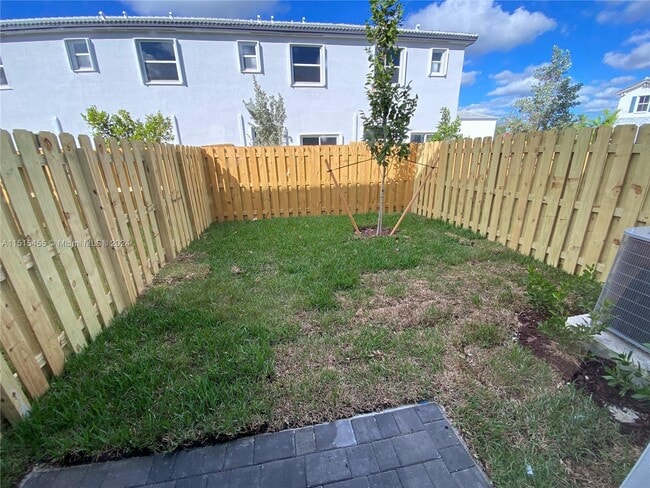 Photo - 16227 SW 292nd St