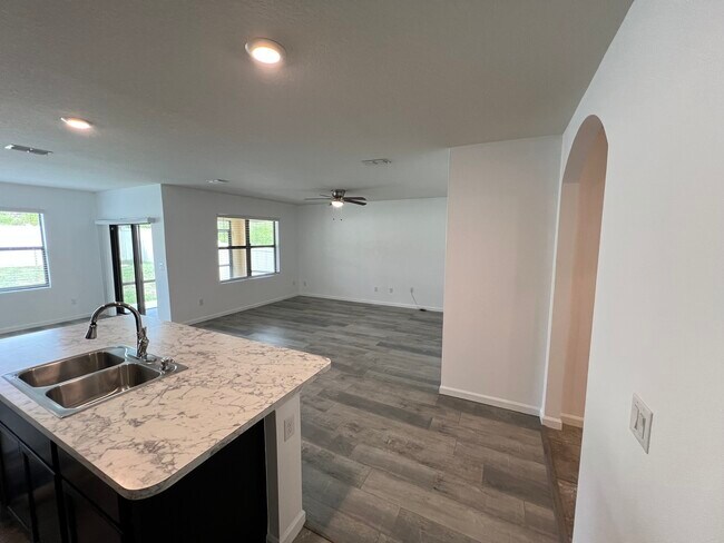 Photo - 6598 Marble Rd