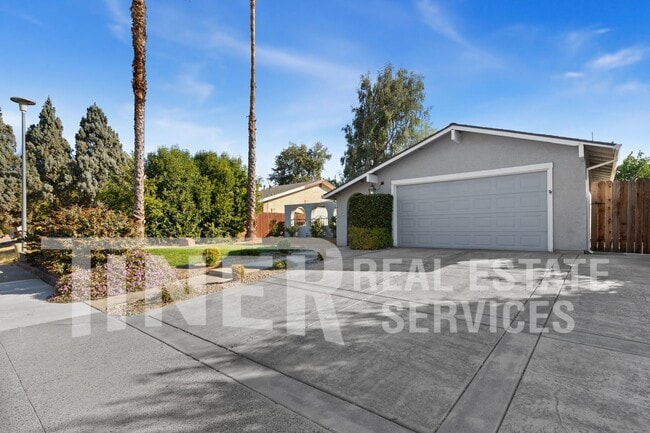 Photo - 8224 Longden Cir