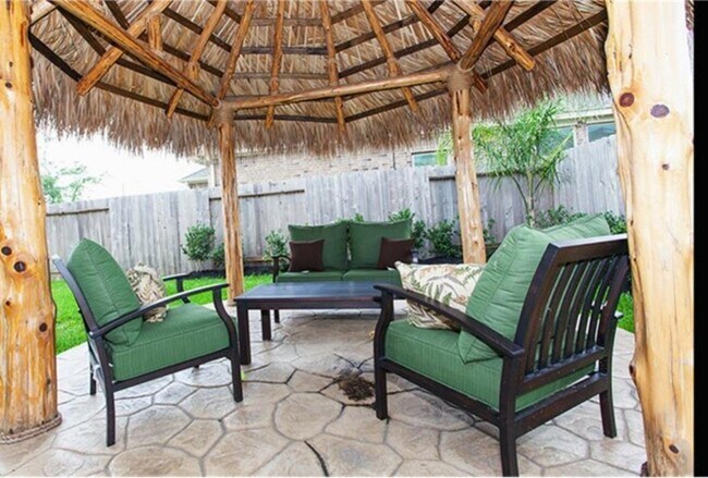 Photo - 2302 Cantabria Ln