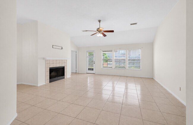 Photo - 19635 Vernier Woods Ln