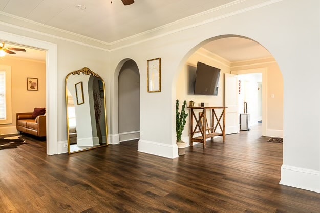 Photo - 1224 10th St NE