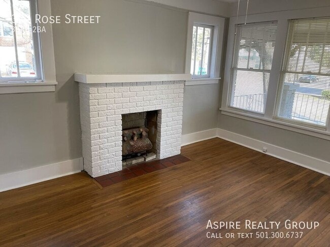 Photo - 322 Rose St
