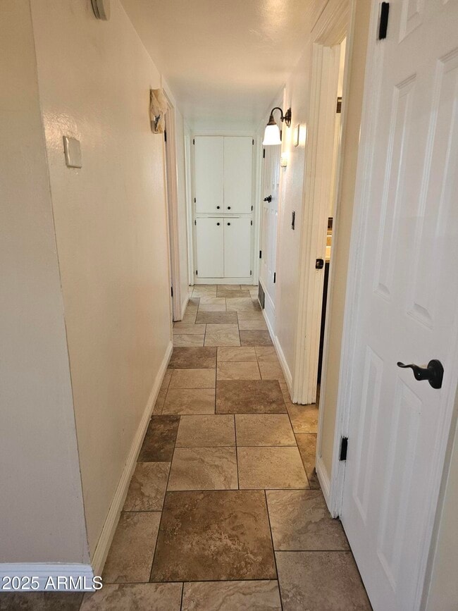 Photo - 200 W Brown Dr