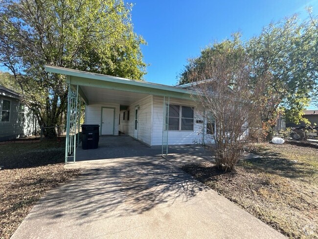 Building Photo - 802 Jefferis Ave Rental