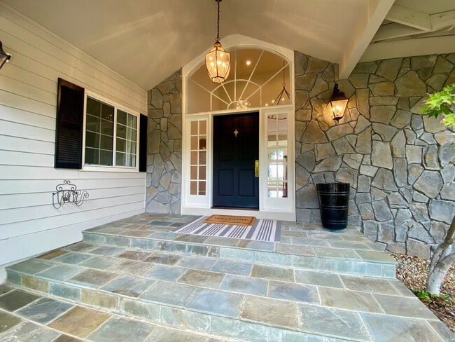 Photo - 17299 Deer Park Rd